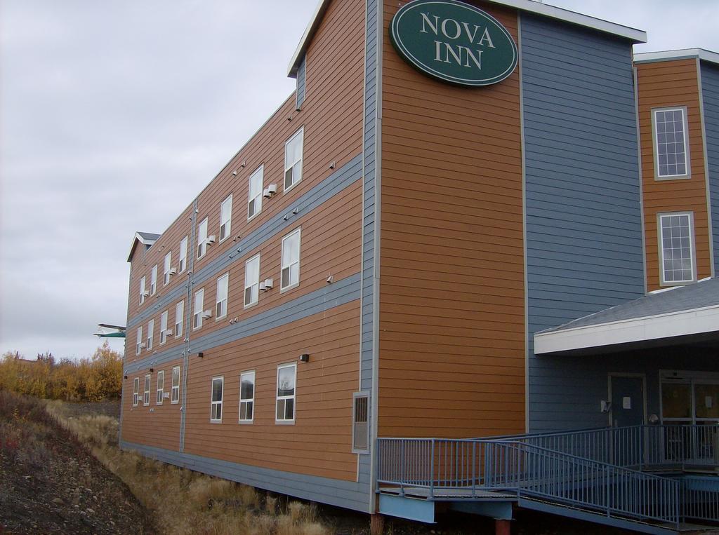 Nova Inn Inuvik Exterior foto